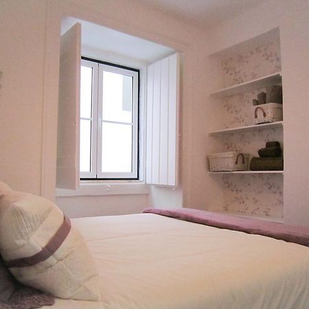 Shabby Chic Bairro Alto Apartman Lisboa Szoba fotó